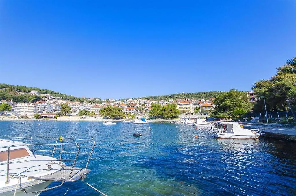 Three Bedroom Apartment With Amazing Sea View Trogir